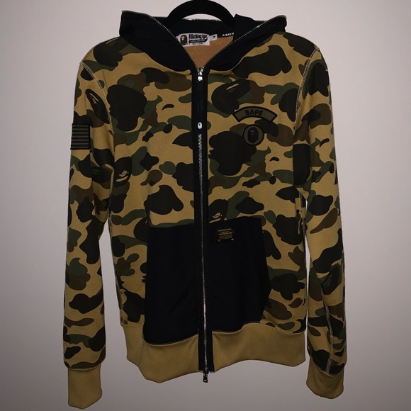 Bape hoodie - Picture 1 of 5